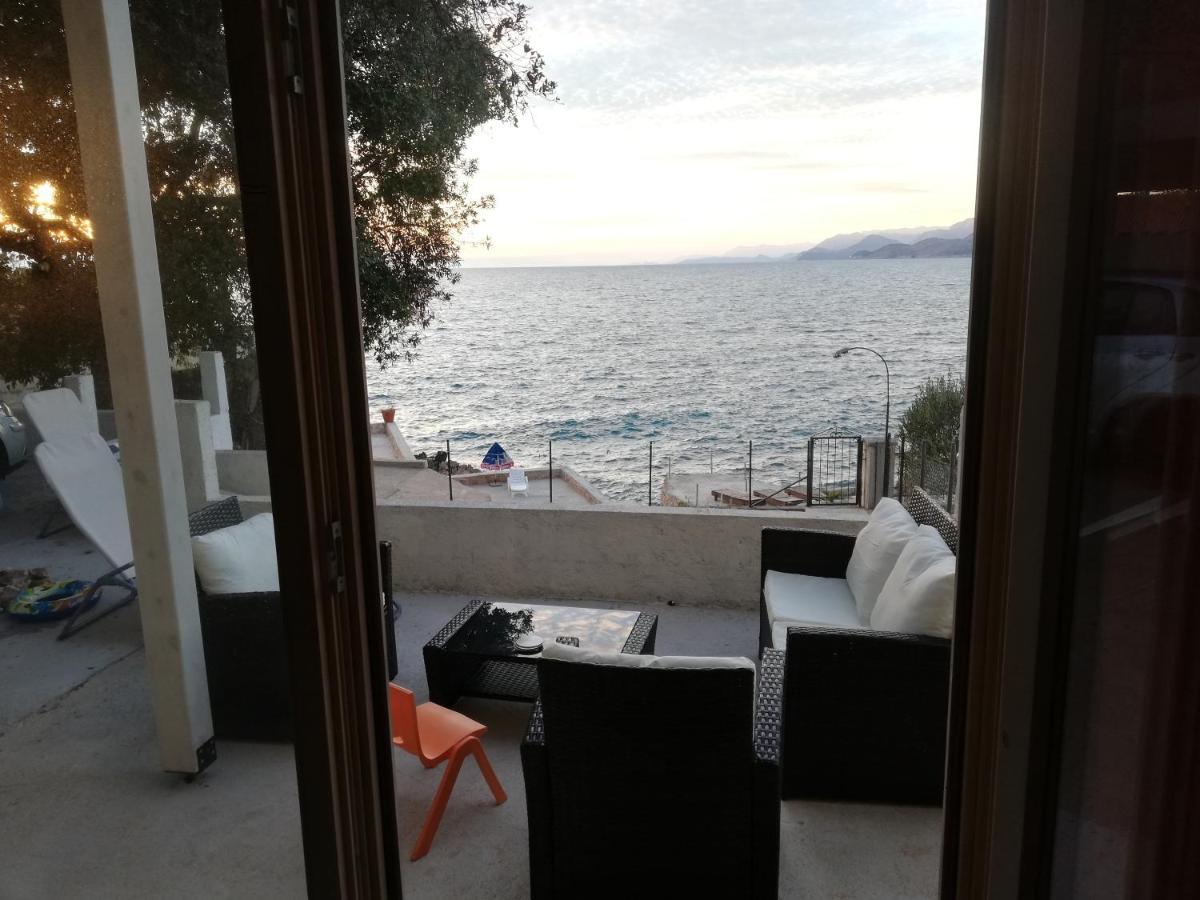 Seastar Eco Villa Утеха Екстериор снимка
